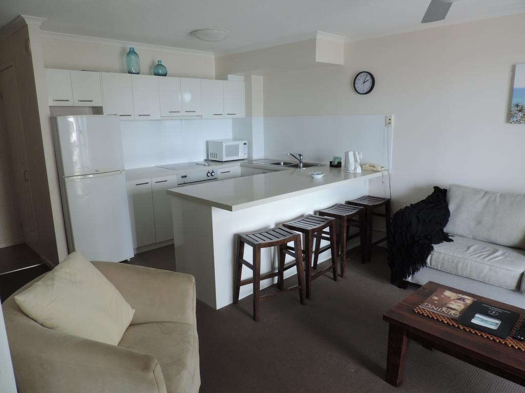 Emerald Sands Holiday Apartments เซิร์ฟเฟอร์สพาราไดซ์ ภายนอก รูปภาพ